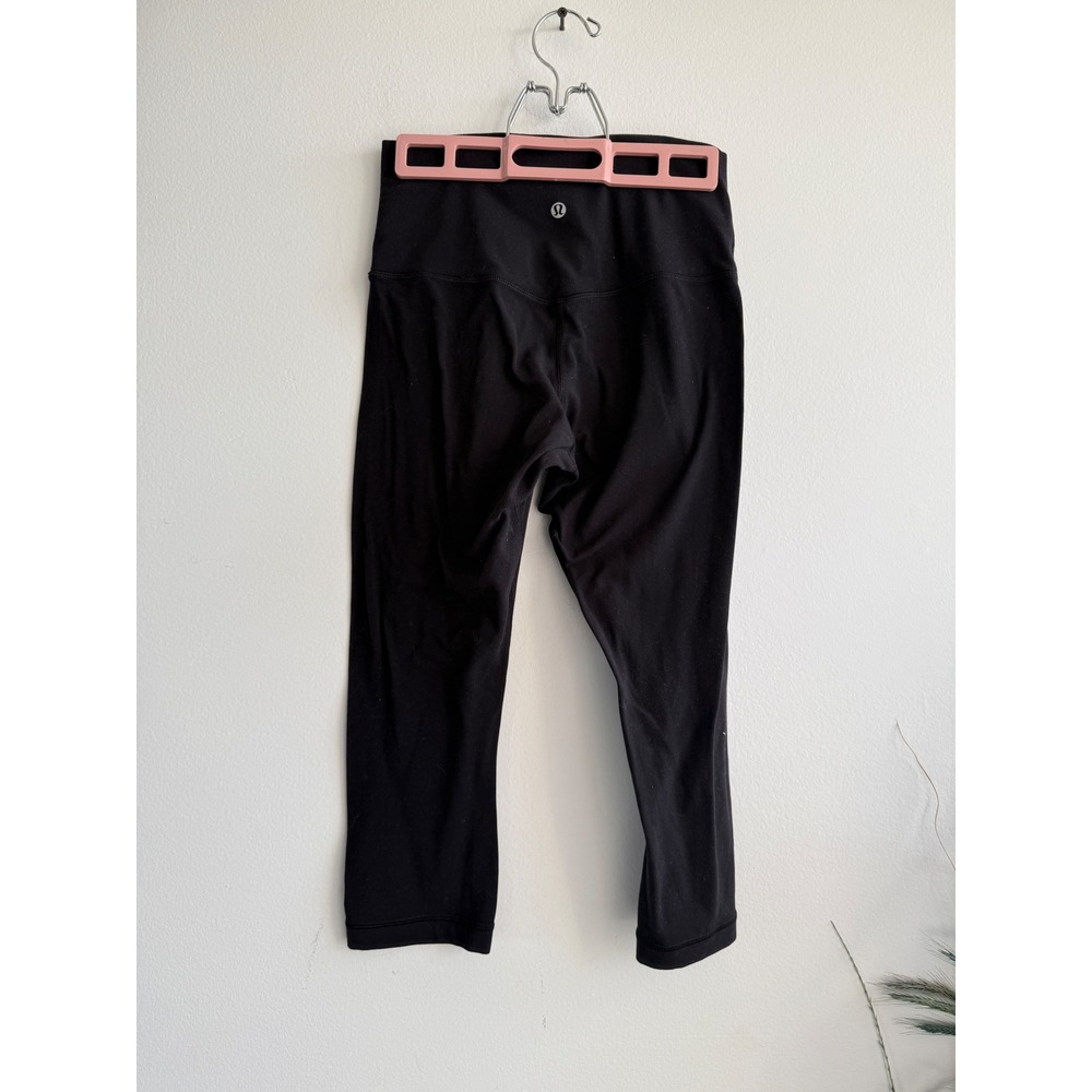 Lululemon Black High Rise Cropped Yoga Leggings Size 6 Activewear Workout Pants